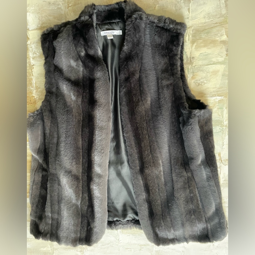 Chico's Charcoal Fur Vest with pockets